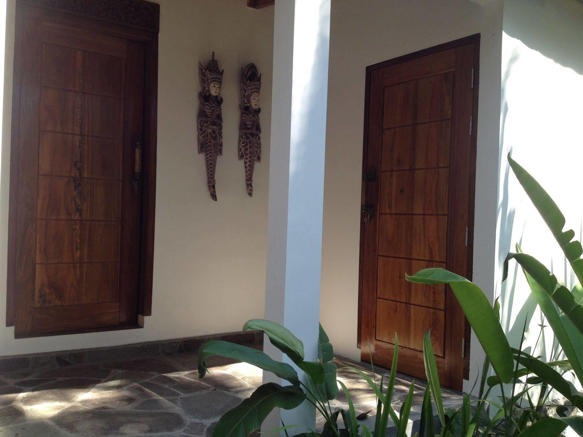 Guesthouse The 4 Fish Manado Eksteriør billede